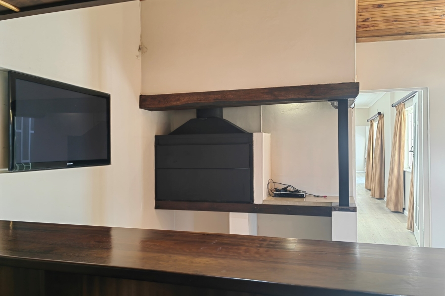 4 Bedroom Property for Sale in Bonnievale Western Cape
